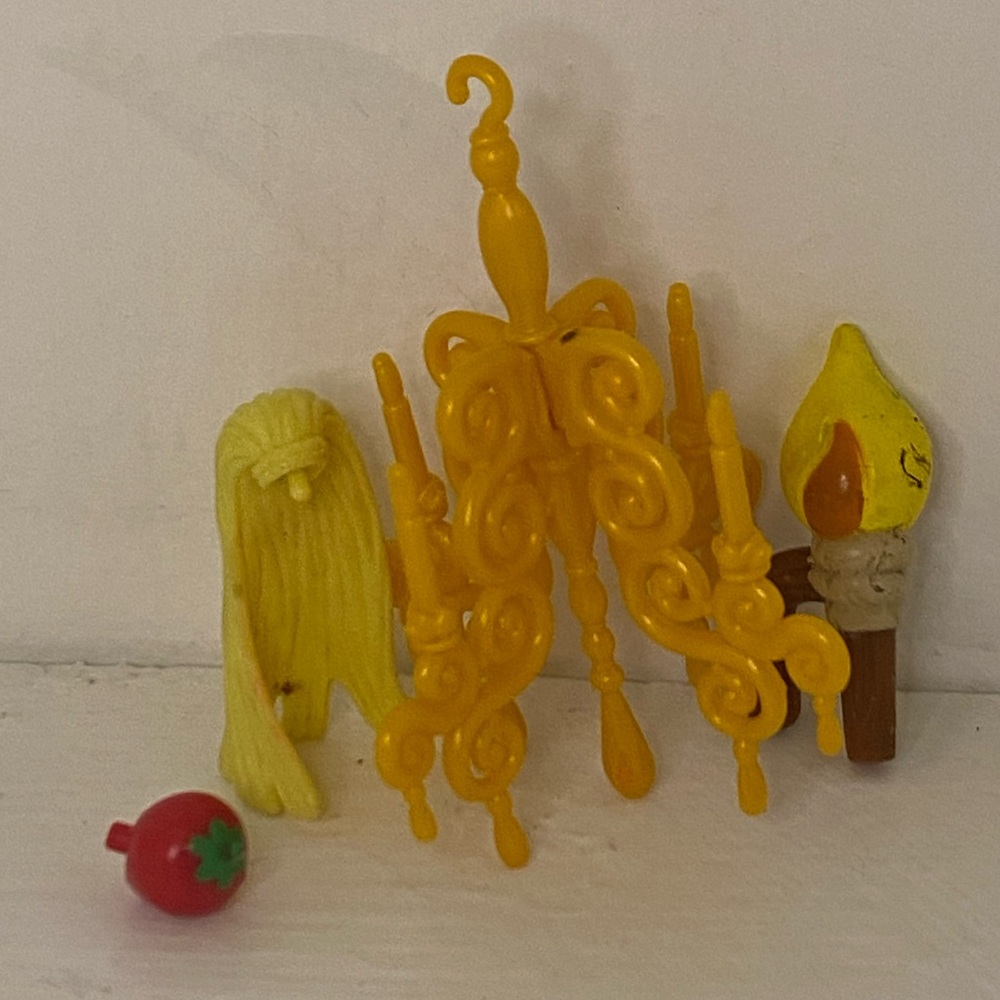 4 Random Toys